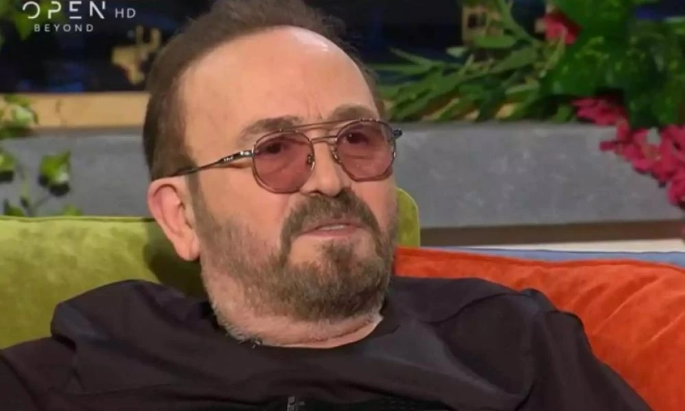 Σταμάτης Γονίδης: Εκκένωσε το σπίτι του λόγω της μεγάλης φωτιάς στα Νότια Προάστια